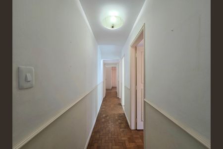 Apartamento à venda com 106m², 3 quartos e 1 vagaCorredor