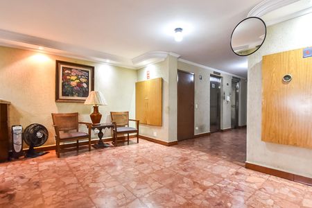 Apartamento à venda com 76m², 2 quartos e 2 vagas Apartamento à venda com 76m², 2 quartos e 2 vagasHall de entrada