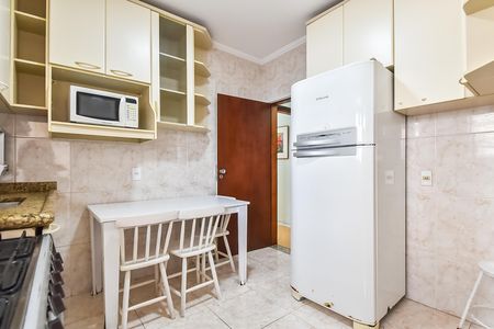 Apartamento à venda com 76m², 2 quartos e 2 vagas Apartamento à venda com 76m², 2 quartos e 2 vagasCozinha
