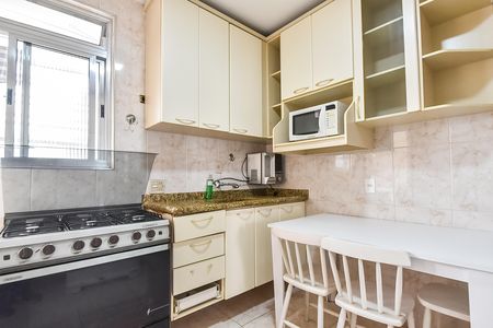 Apartamento à venda com 76m², 2 quartos e 2 vagas Apartamento à venda com 76m², 2 quartos e 2 vagasCozinha
