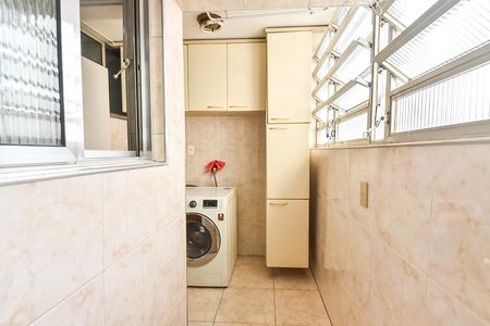 Apartamento à venda com 76m², 2 quartos e 2 vagas Apartamento à venda com 76m², 2 quartos e 2 vagasÁrea de serviço