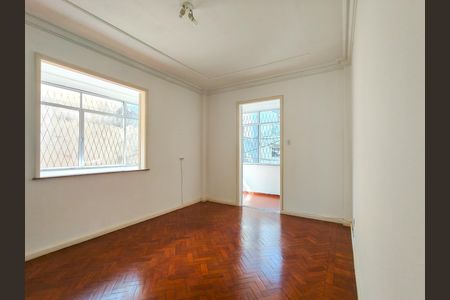 Apartamento para alugar com 101m², 2 quartos e 1 vaga