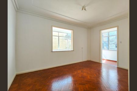 Apartamento para alugar com 101m², 2 quartos e 1 vaga