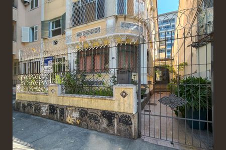 Apartamento para alugar com 101m², 2 quartos e 1 vaga