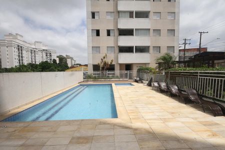 Apartamento à venda com 56m², 2 quartos e 1 vaga Apartamento à venda com 56m², 2 quartos e 1 vagaÁrea comum - Piscina