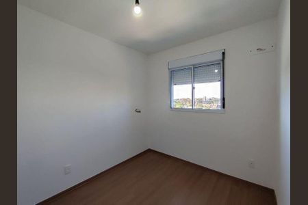 Quarto 2 de apartamento para alugar com 2 quartos, 54m² em Jardim Itu Planalto, Porto Alegre