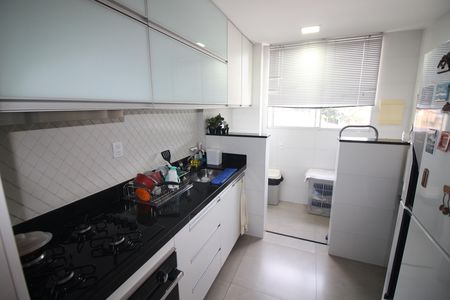 Apartamento à venda com 79m², 3 quartos e 2 vagasCozinha e Área de Serviço