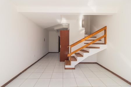Casa para alugar com 84m², 3 quartos e sem vaga Casa para alugar com 84m², 3 quartos e sem vagaSala