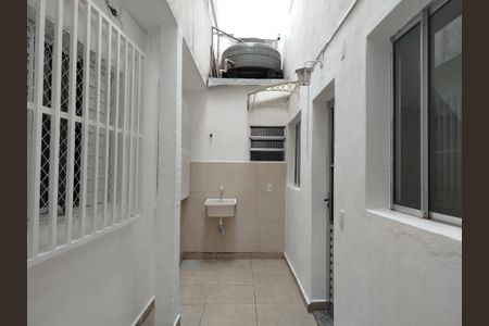 Casa para alugar com 51m², 2 quartos e sem vaga Casa para alugar com 51m², 2 quartos e sem vagaÁrea de Serviço e quintal