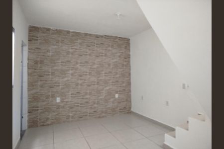 Casa para alugar com 51m², 2 quartos e sem vaga Casa para alugar com 51m², 2 quartos e sem vagaSala e cozinha