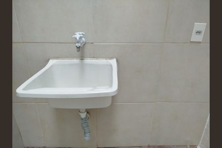 Casa para alugar com 51m², 2 quartos e sem vaga Casa para alugar com 51m², 2 quartos e sem vagaÁrea de Serviço e quintal