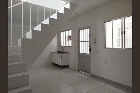 Casa para alugar com 51m², 2 quartos e sem vaga Casa para alugar com 51m², 2 quartos e sem vagaSala e cozinha