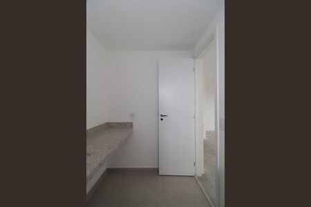 Apartamento à venda com 78m², 2 quartos e 1 vagaBanheiro da Suíte 2