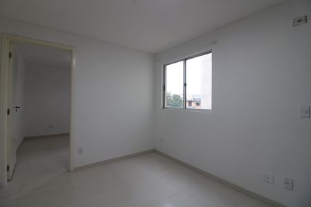 Sala de apartamento para alugar com 2 quartos, 48m² em Cidade Líder, São Paulo