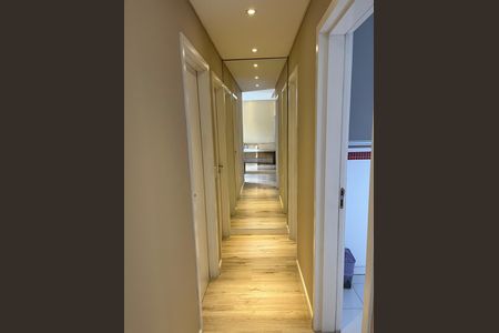Apartamento para alugar com 68m², 2 quartos e 1 vaga Apartamento para alugar com 68m², 2 quartos e 1 vagaCorredor