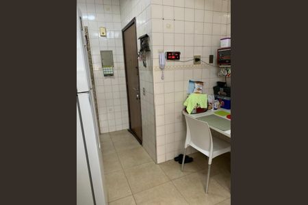 Cozinha de apartamento para alugar com 3 quartos, 88m² em Vila Valqueire, Rio de Janeiro