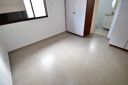Apartamento à venda com 81m², 2 quartos e 1 vagaQuarto 2 - Suíte