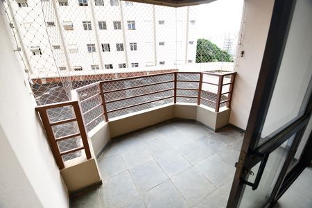 Apartamento à venda com 81m², 2 quartos e 1 vagaSala - Sacada