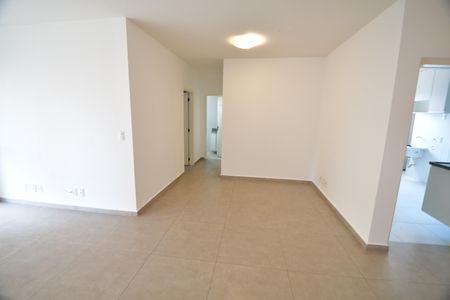 Apartamento à venda com 81m², 2 quartos e 1 vagaSala