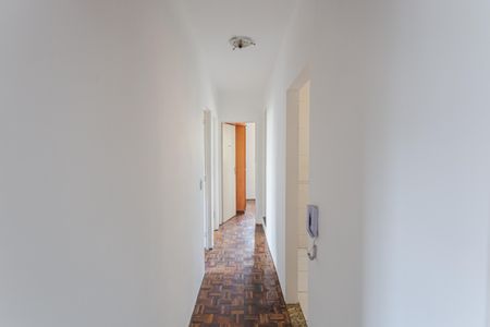 Apartamento à venda com 60m², 3 quartos e 1 vaga Apartamento à venda com 60m², 3 quartos e 1 vagaCorredor