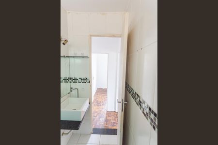 Apartamento à venda com 60m², 3 quartos e 1 vaga Apartamento à venda com 60m², 3 quartos e 1 vagaBanheiro Social