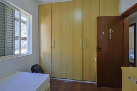Apartamento para alugar com 125m², 3 quartos e 2 vagas Apartamento para alugar com 125m², 3 quartos e 2 vagasQuarto