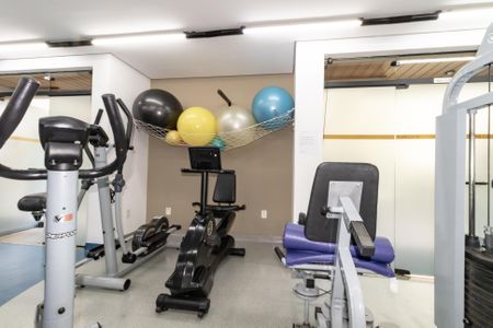 Apartamento para alugar com 33m², 1 quarto e 1 vaga Apartamento para alugar com 33m², 1 quarto e 1 vagaÁrea comum - Academia