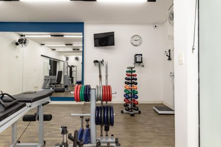 Apartamento para alugar com 33m², 1 quarto e 1 vaga Apartamento para alugar com 33m², 1 quarto e 1 vagaÁrea comum - Academia