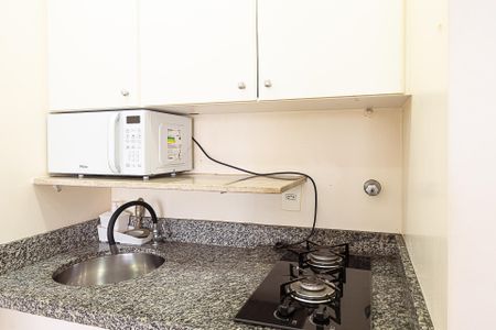 Cozinha de apartamento para alugar com 1 quarto, 33m² em Vila Uberabinha, São Paulo