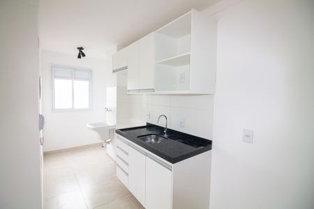 Apartamento à venda com 39m², 2 quartos e sem vaga Apartamento à venda com 39m², 2 quartos e sem vagaCozinha e Área de Serviço