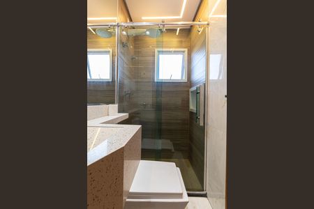 Casa de condomínio à venda com 94m², 3 quartos e 1 vagaBanheiro