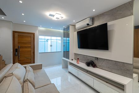 Casa de condomínio à venda com 94m², 3 quartos e 1 vagaSala e Cozinha 