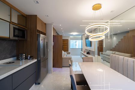 Casa de condomínio à venda com 94m², 3 quartos e 1 vagaSala e Cozinha 