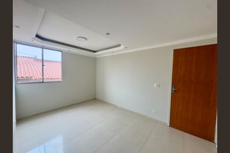 Sala de apartamento para alugar com 2 quartos, 48m² em Chácara do Vovó, Guarulhos