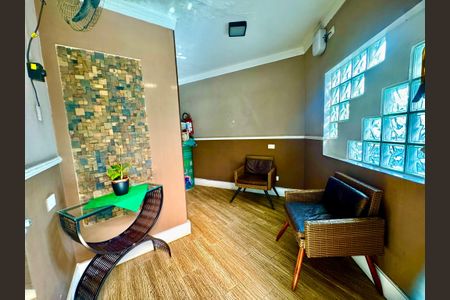 Apartamento à venda com 48m², 2 quartos e 1 vaga Apartamento à venda com 48m², 2 quartos e 1 vagaHall de entrada