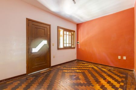 Sala de casa à venda com 3 quartos, 380m² em Jardim São Pedro, Porto Alegre
