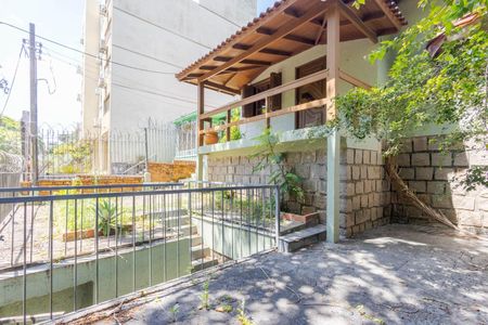 Casa à venda com 380m², 3 quartos e 2 vagasVaranda
