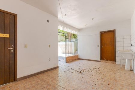 Casa à venda com 380m², 3 quartos e 2 vagascomodo