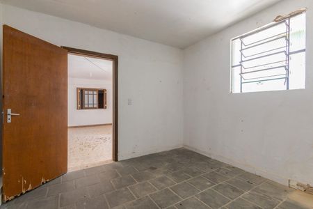Casa à venda com 380m², 3 quartos e 2 vagascomodo
