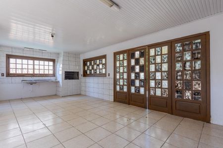 Casa à venda com 380m², 3 quartos e 2 vagasÁrea de Serviço