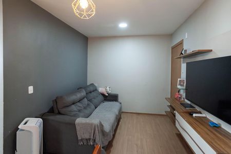 Sala  de apartamento à venda com 2 quartos, 44m² em Chácaras Cotia, Contagem
