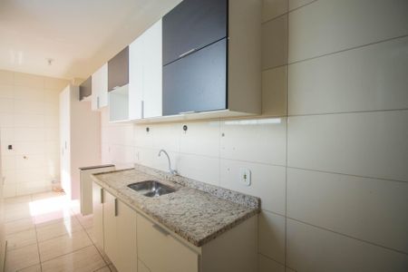 Apartamento para alugar com 117m², 2 quartos e 2 vagas Apartamento para alugar com 117m², 2 quartos e 2 vagasCozinha e Área de Serviço