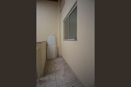 Apartamento para alugar com 117m², 2 quartos e 2 vagas Apartamento para alugar com 117m², 2 quartos e 2 vagasVaranda