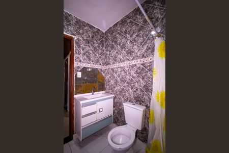 Casa de condomínio para alugar com 177m², 2 quartos e 2 vagas Casa de condomínio para alugar com 177m², 2 quartos e 2 vagasBanheiro
