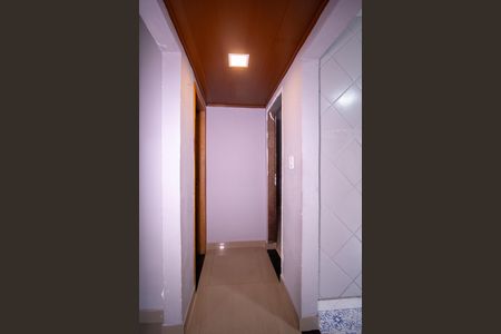 Casa de condomínio para alugar com 177m², 2 quartos e 2 vagas Casa de condomínio para alugar com 177m², 2 quartos e 2 vagasCorredor