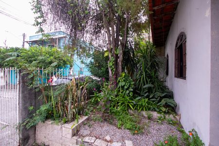 Casa de condomínio para alugar com 177m², 2 quartos e 2 vagas Casa de condomínio para alugar com 177m², 2 quartos e 2 vagasQuintal