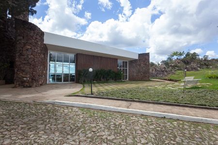 Casa de condomínio à venda com 351m², 5 quartos e 5 vagascapela | club 