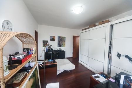 Casa de condomínio à venda com 351m², 5 quartos e 5 vagassuite 