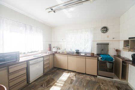 Casa de condomínio à venda com 351m², 5 quartos e 5 vagasCozinha