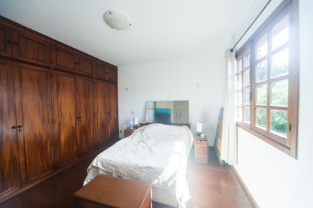 Casa de condomínio à venda com 351m², 5 quartos e 5 vagasquarto 1 